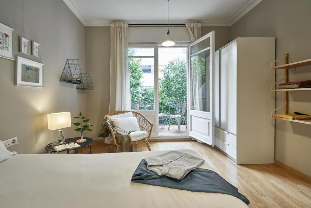 Magnificent 4 Bedroom Apartment In Eixample Барселона Экстерьер фото